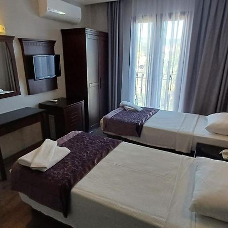 维瓦俱乐部酒店 马尔马里斯 外观 照片